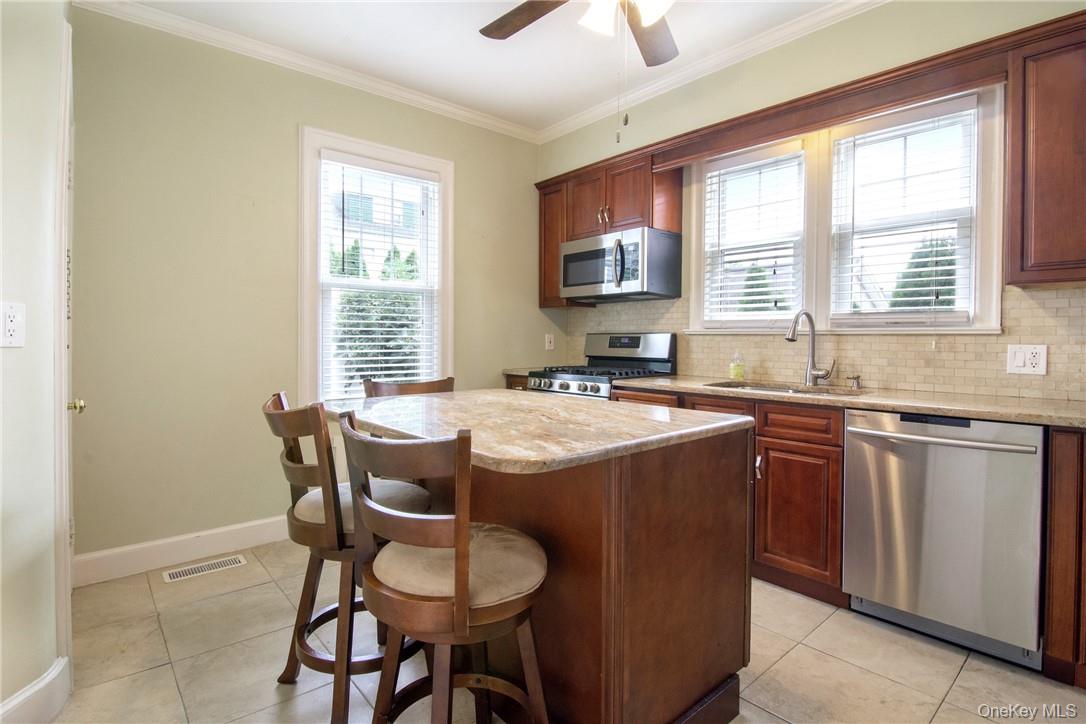 Photo 5 of this property