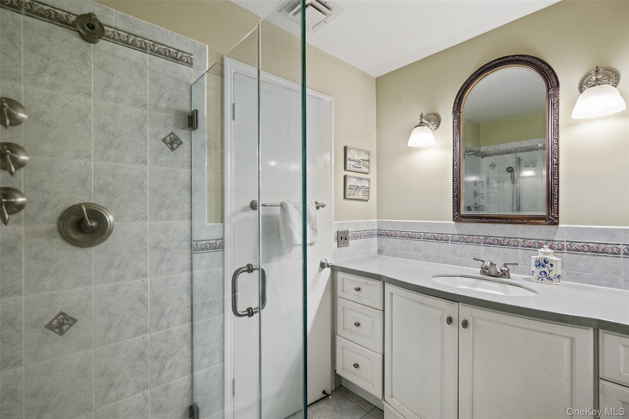 Photo 11 of this property