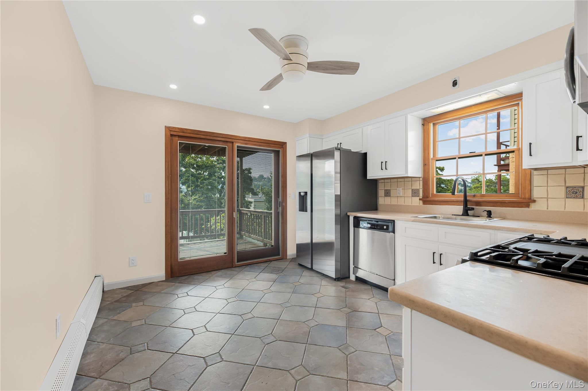 Photo 9 of this property
