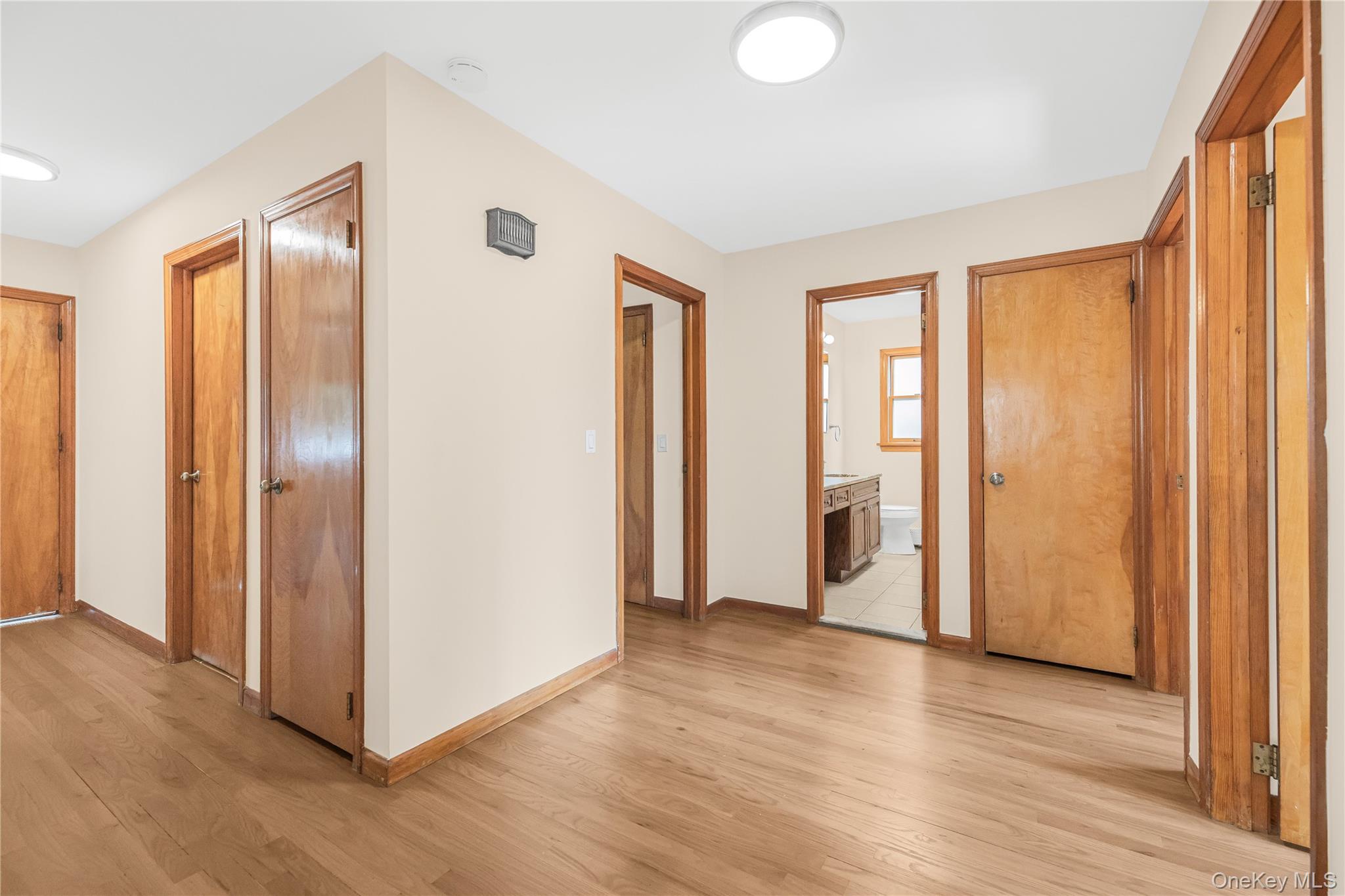 Photo 4 of this property