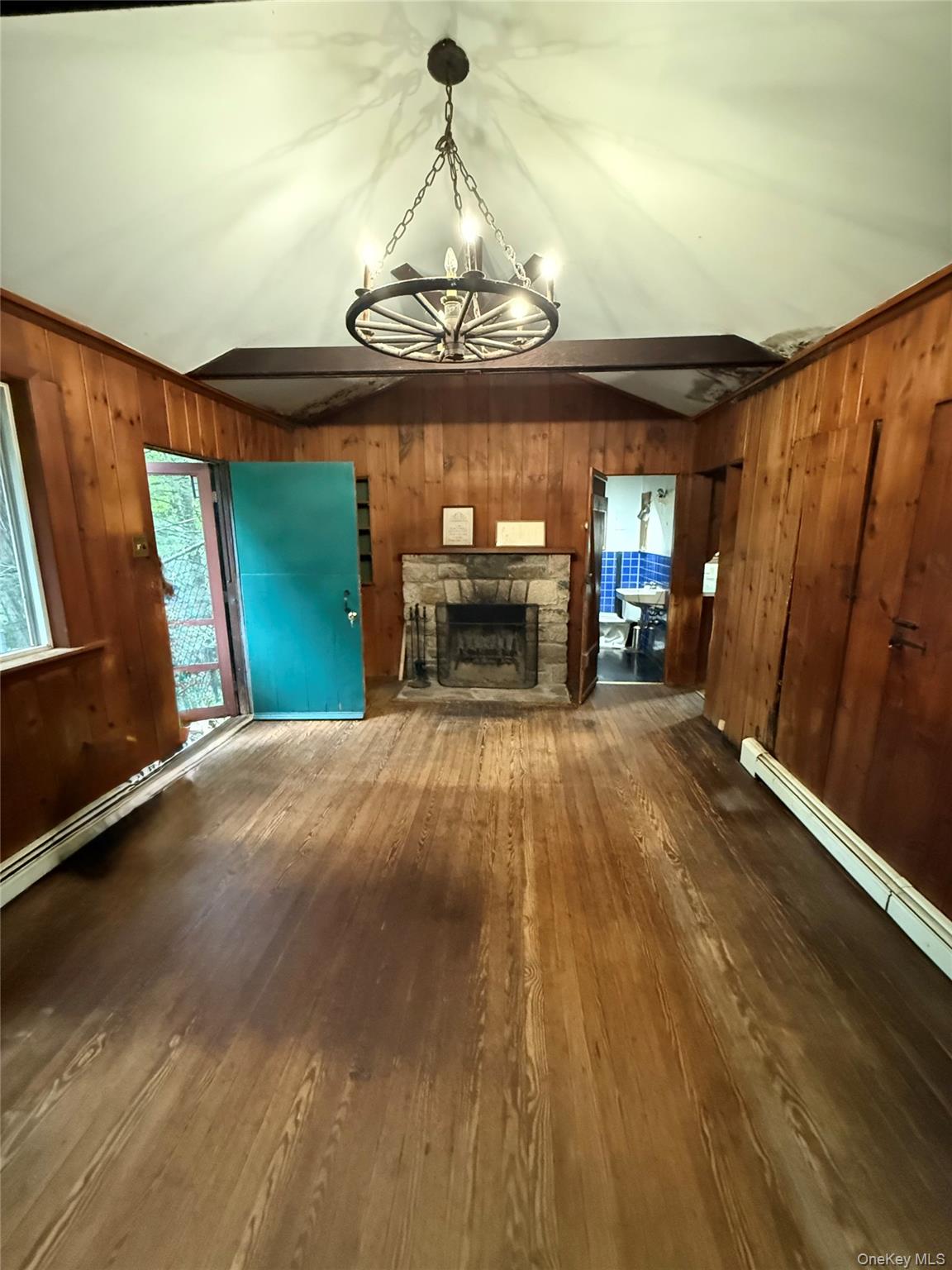 Photo 3 of this property