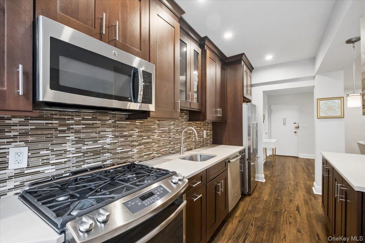Photo 7 of this property