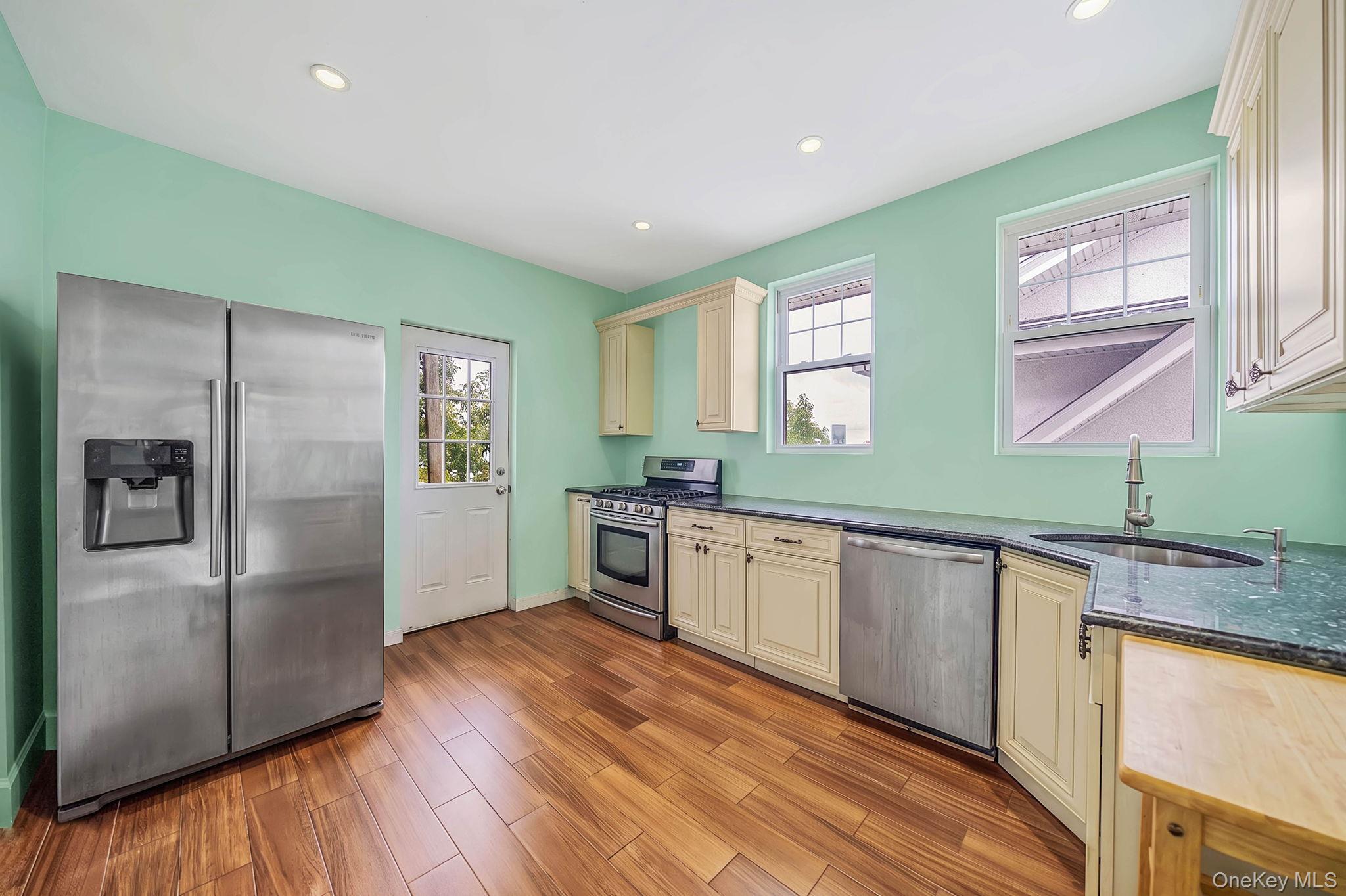Photo 7 of this property