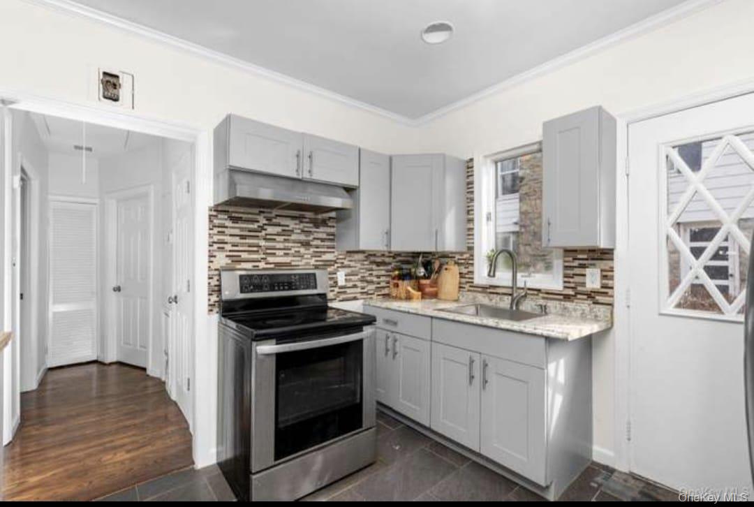 Photo 9 of this property