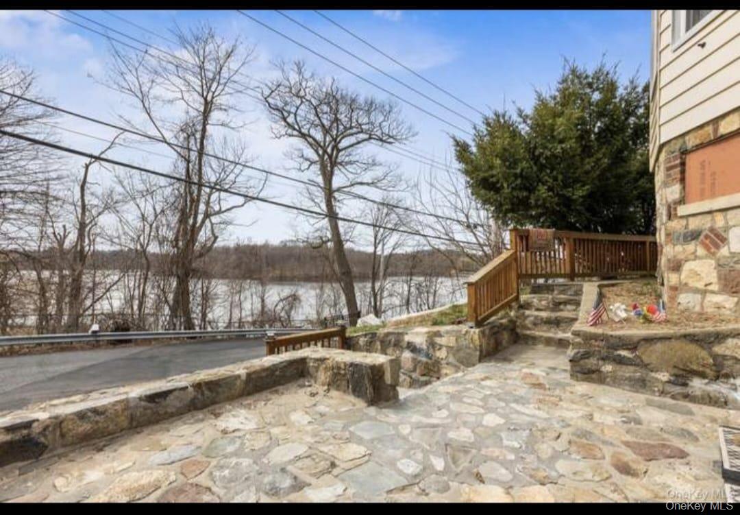 Photo 7 of this property