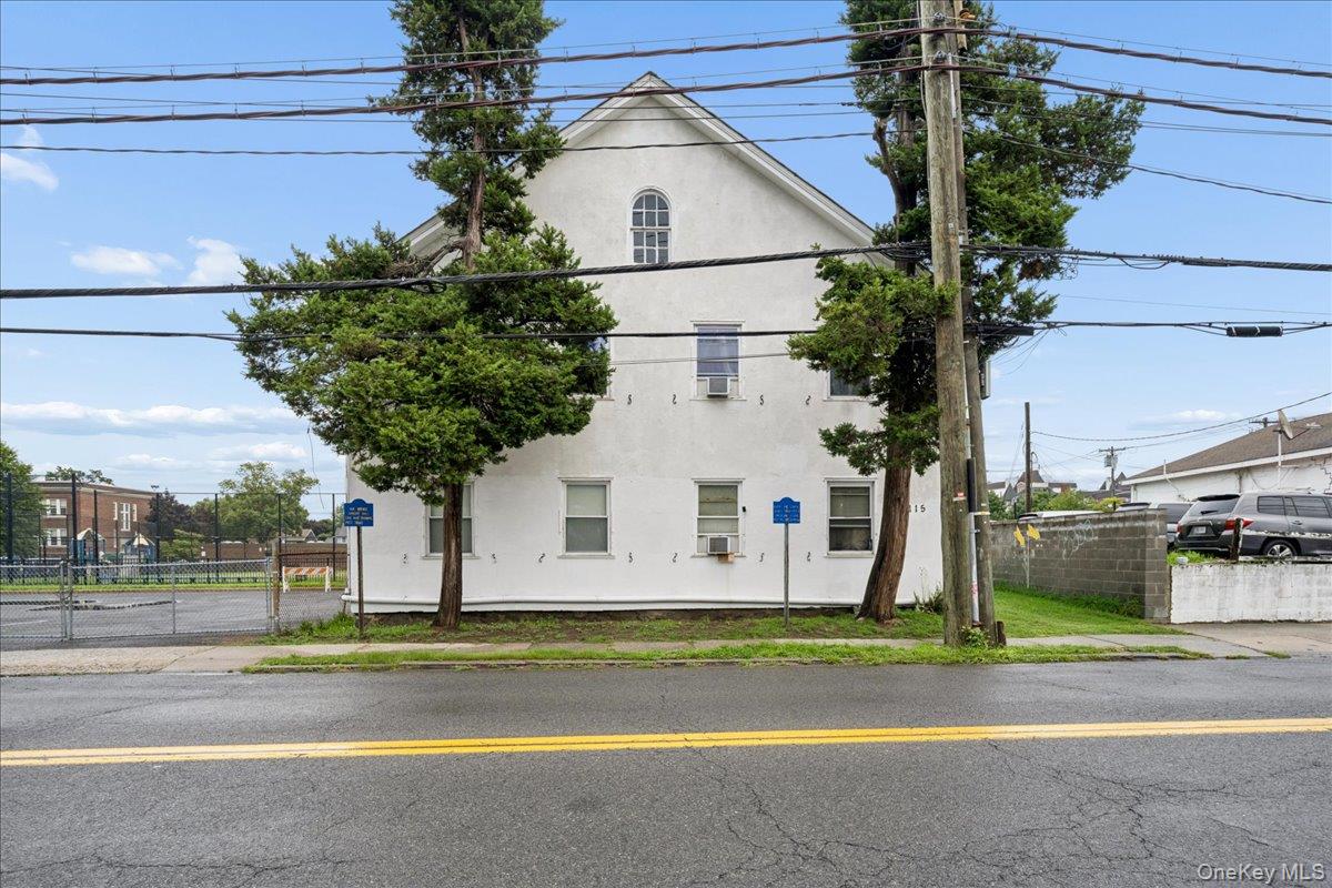 7-Unit Multifamily Investment – Rye Neck / Mamaroneck
Positioned in th...