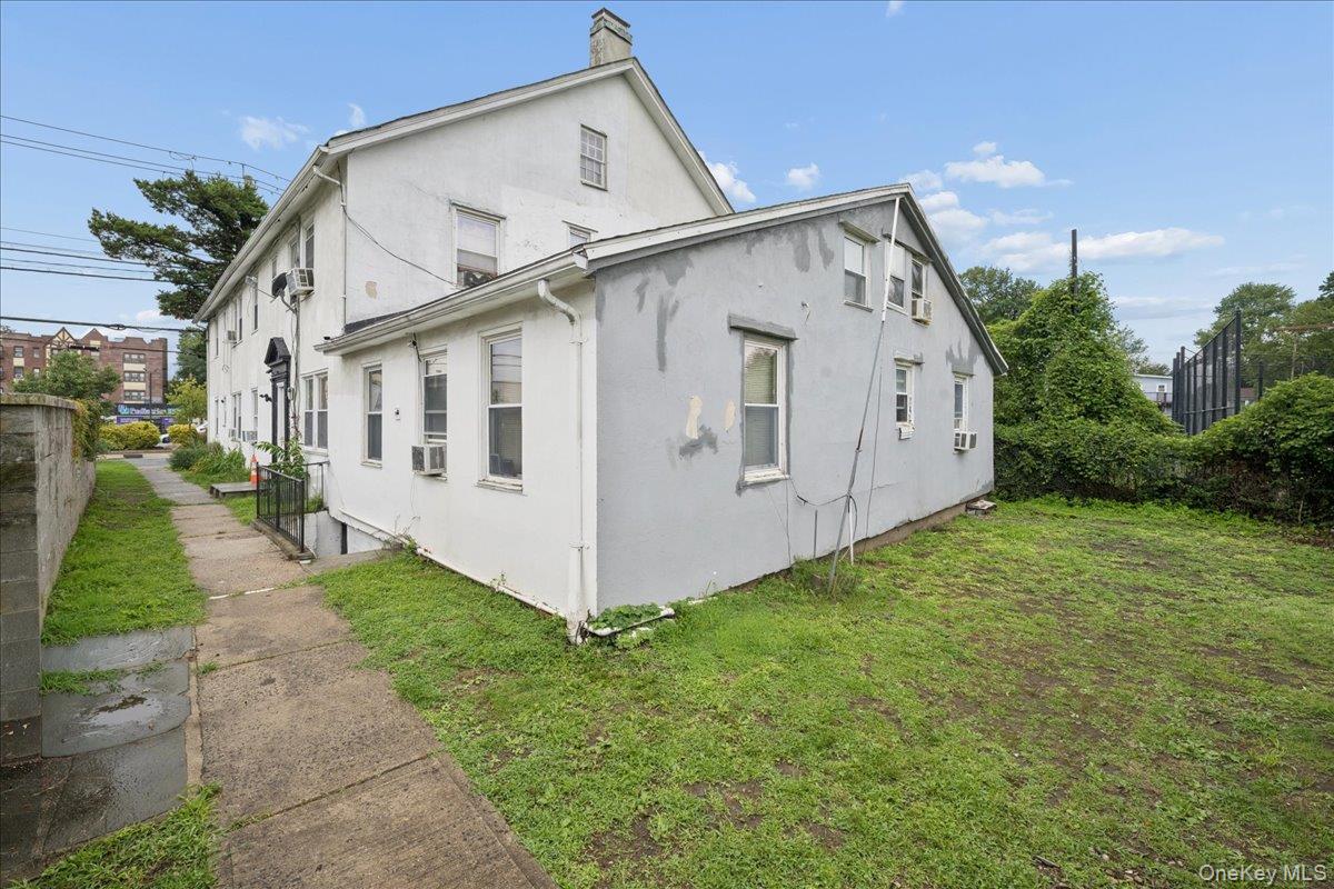 Photo 6 of this property