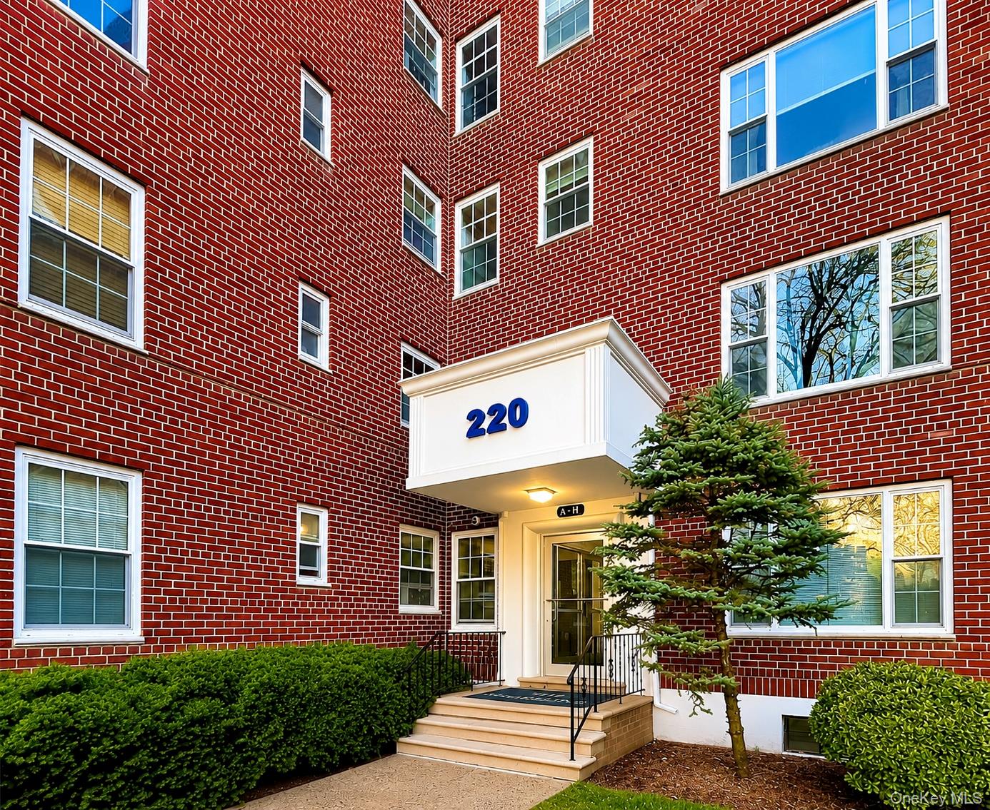 Prime location in New Rochelle! Welcome to 220 Pelham Road, Unit 2H, a...