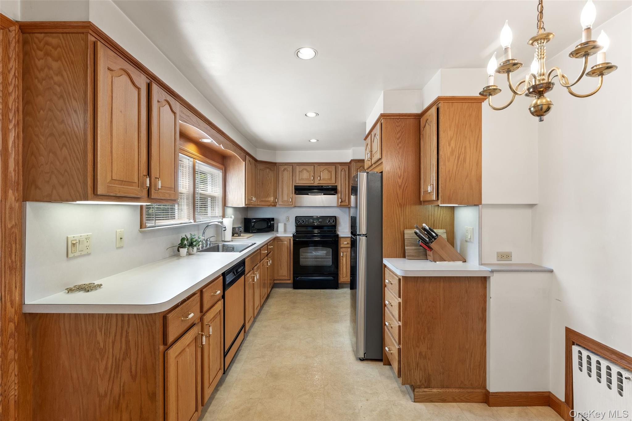 Photo 4 of this property