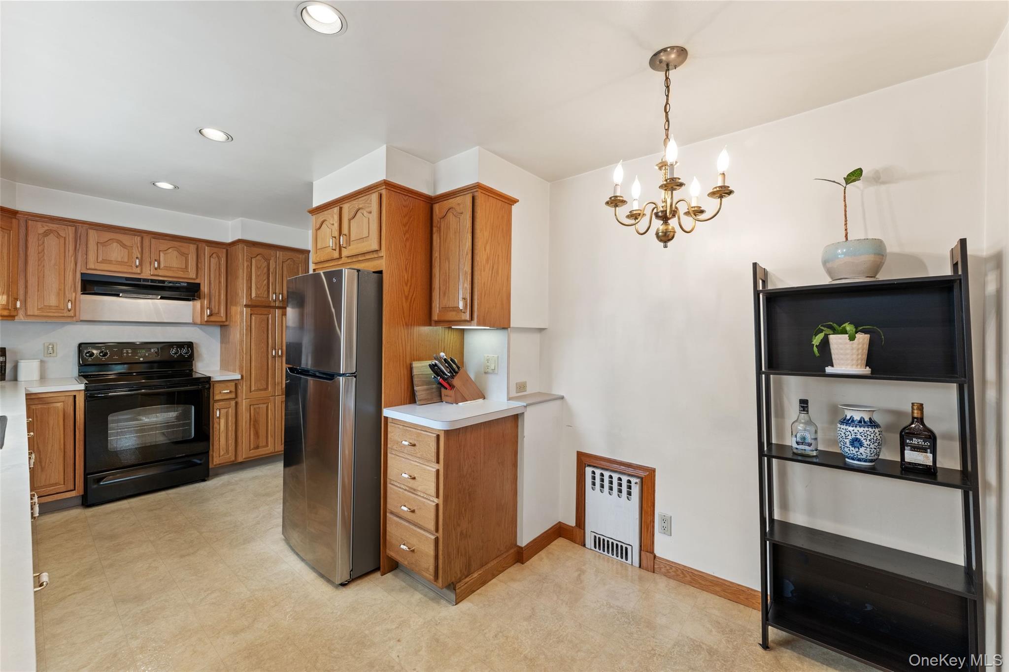 Photo 6 of this property