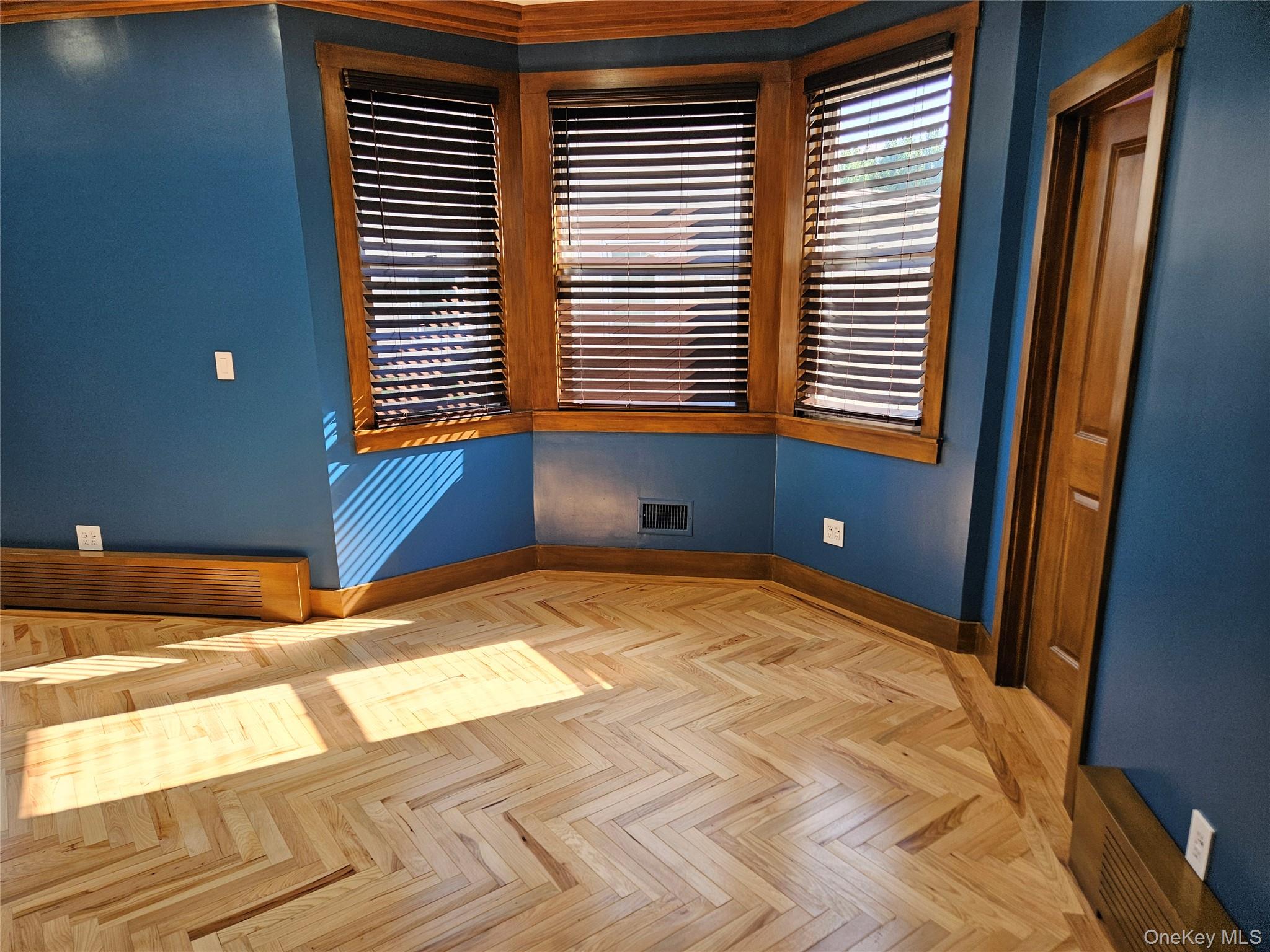 Photo 4 of this property
