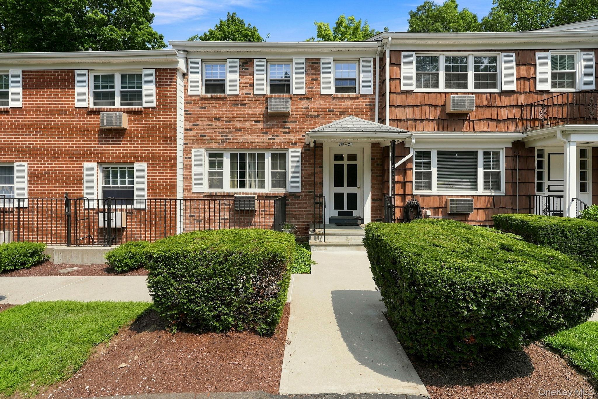 Location Location and Pet Friendly! Woodland Hills is adjacent to Trav...