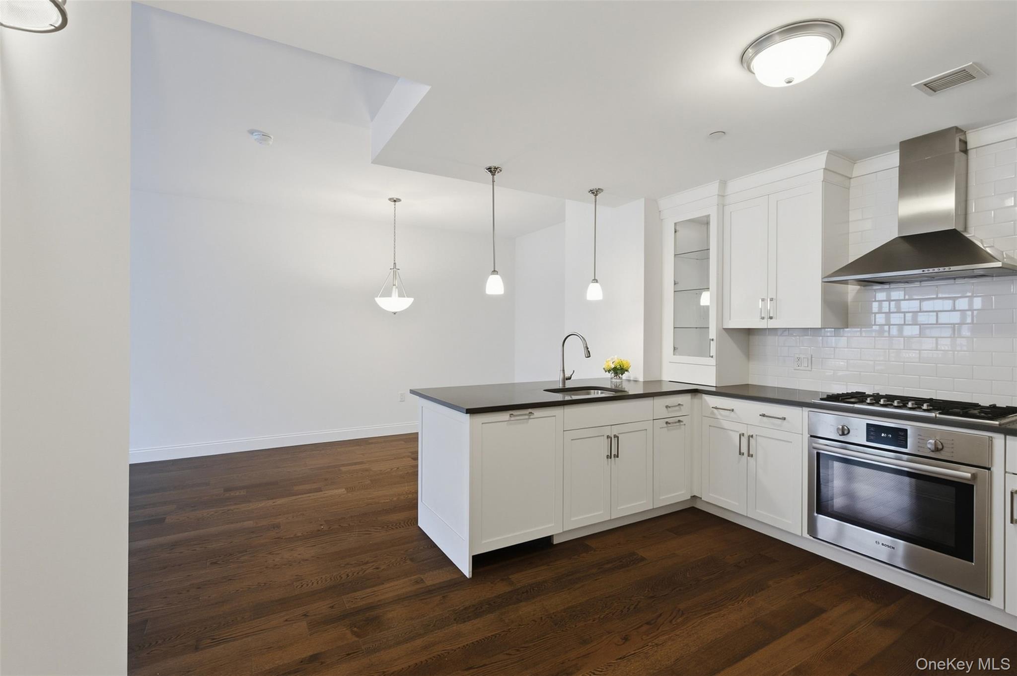 Photo 7 of this property