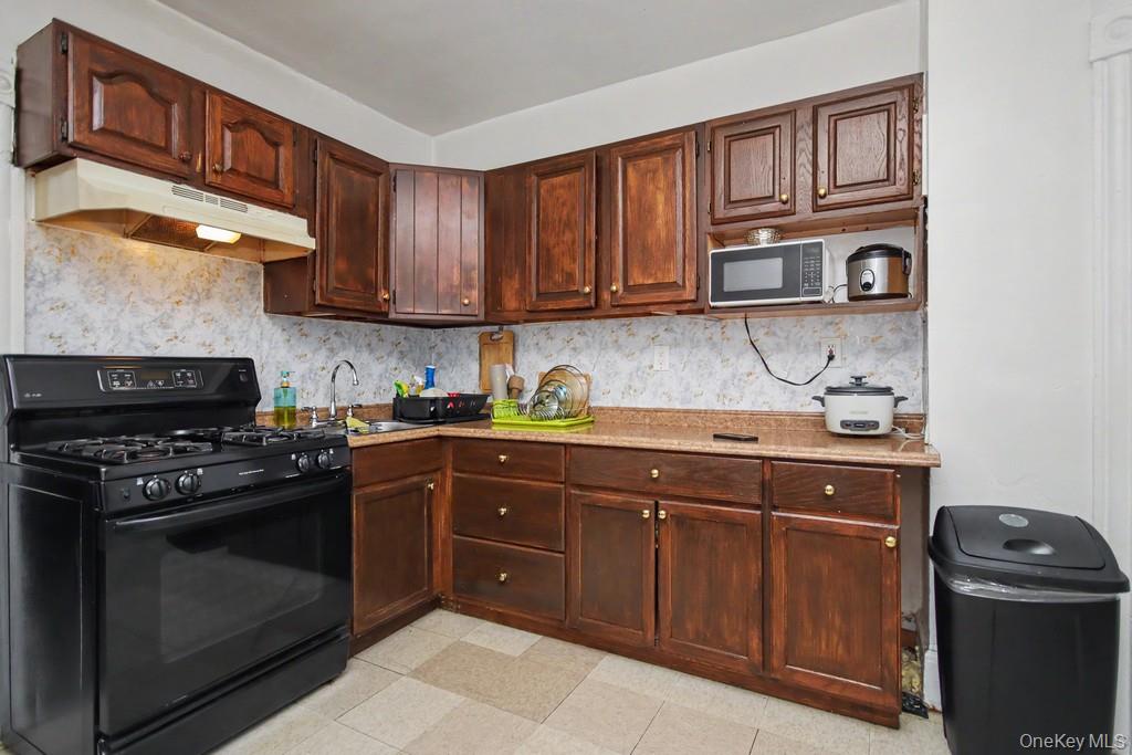 Photo 11 of this property