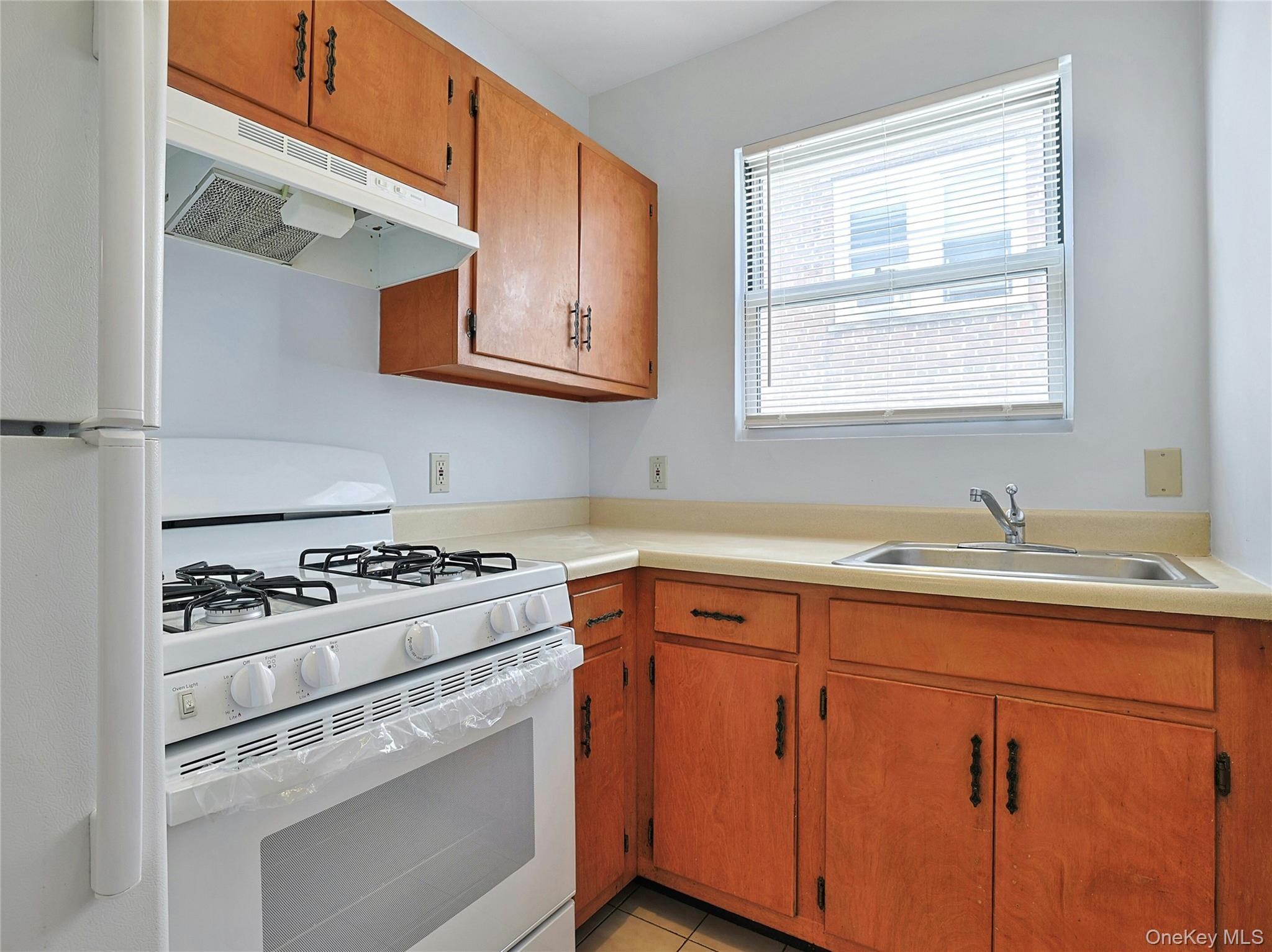 Photo 9 of this property