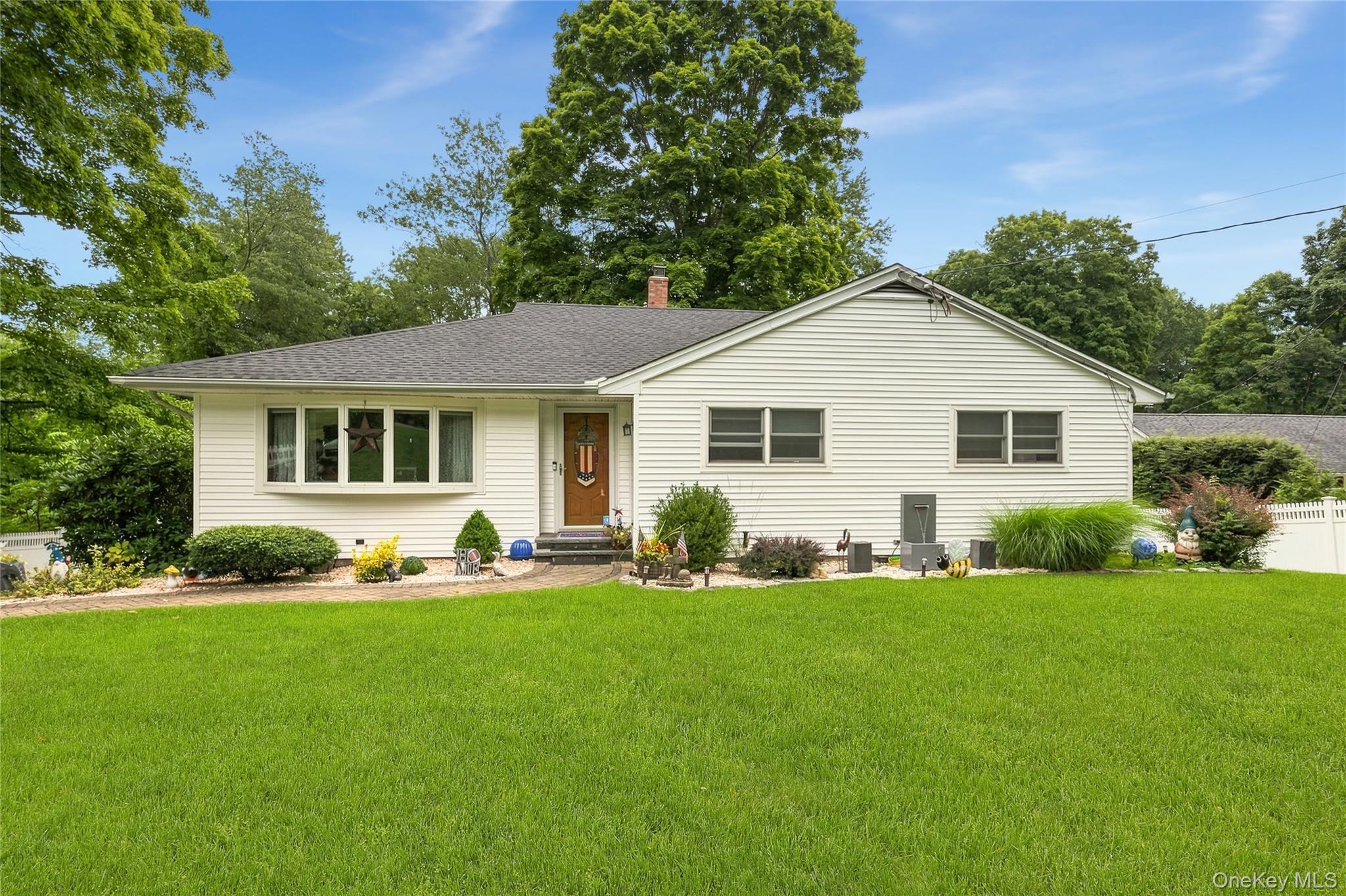 A little slice of Americana! This mid century ranch style property has...
