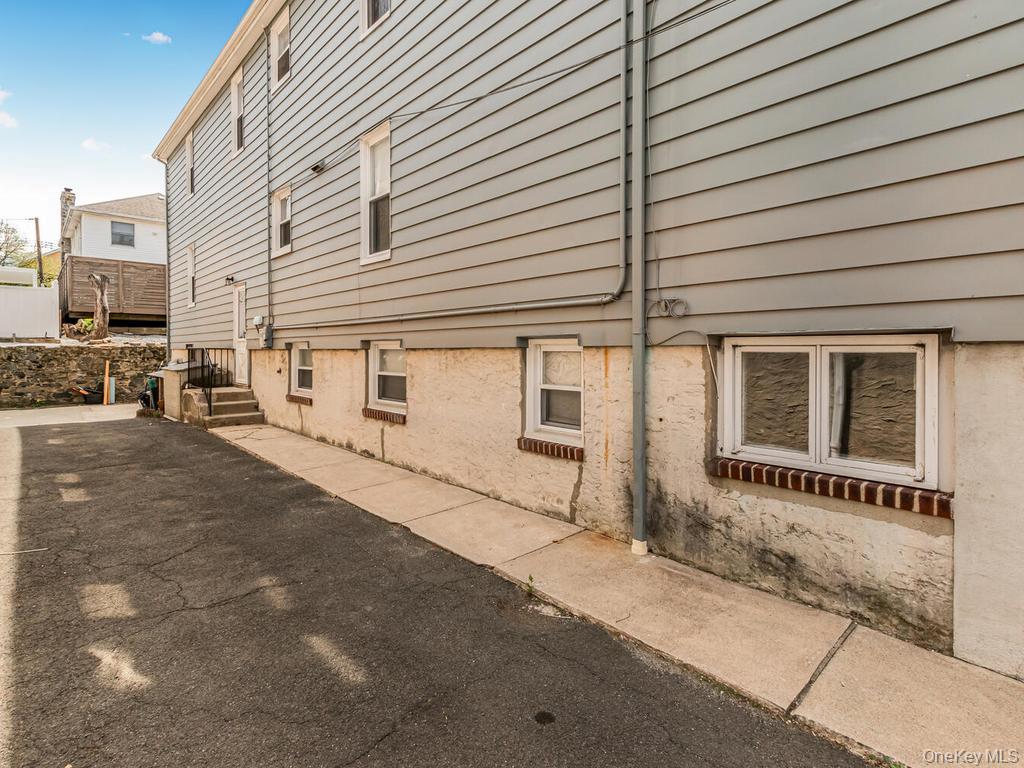 Photo 3 of this property