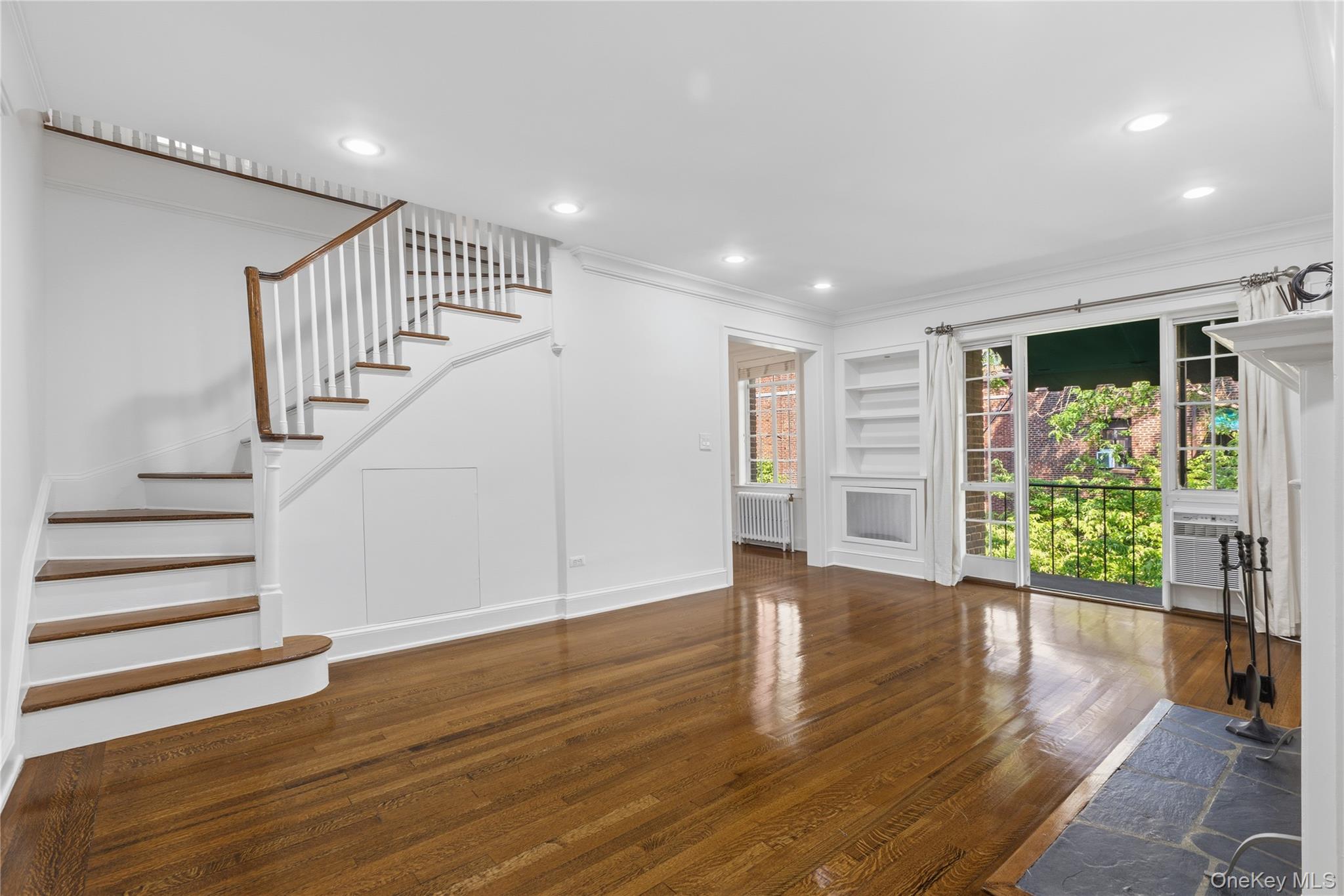 Photo 4 of this property