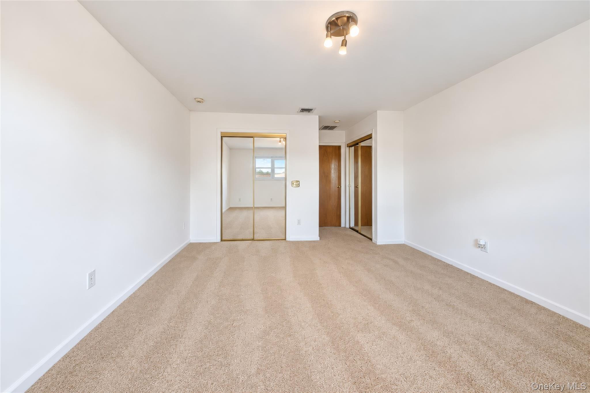 Photo 14 of this property