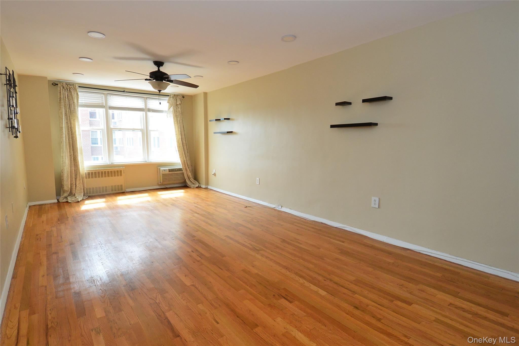 Photo 7 of this property