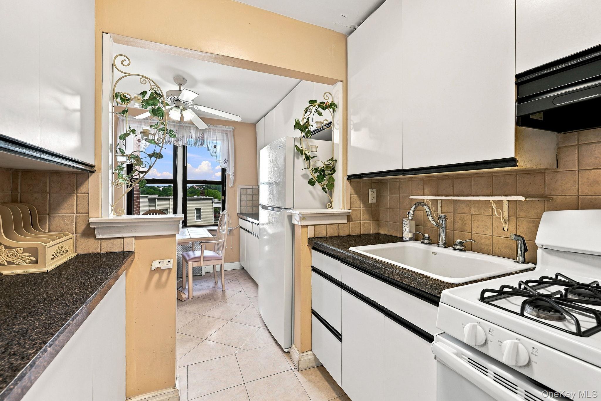 Photo 14 of this property