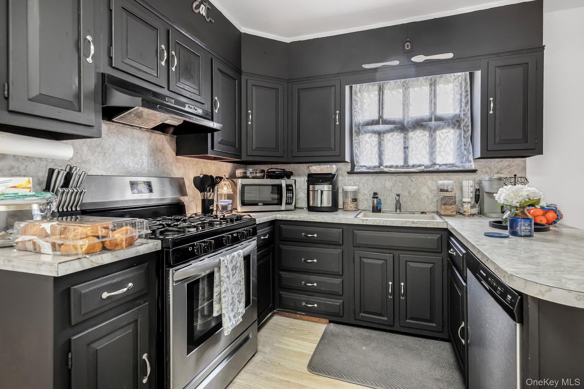 Photo 9 of this property