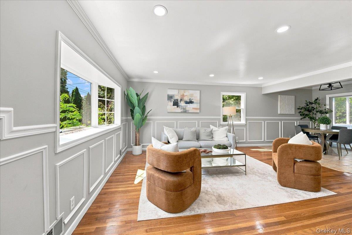 Photo 3 of this property