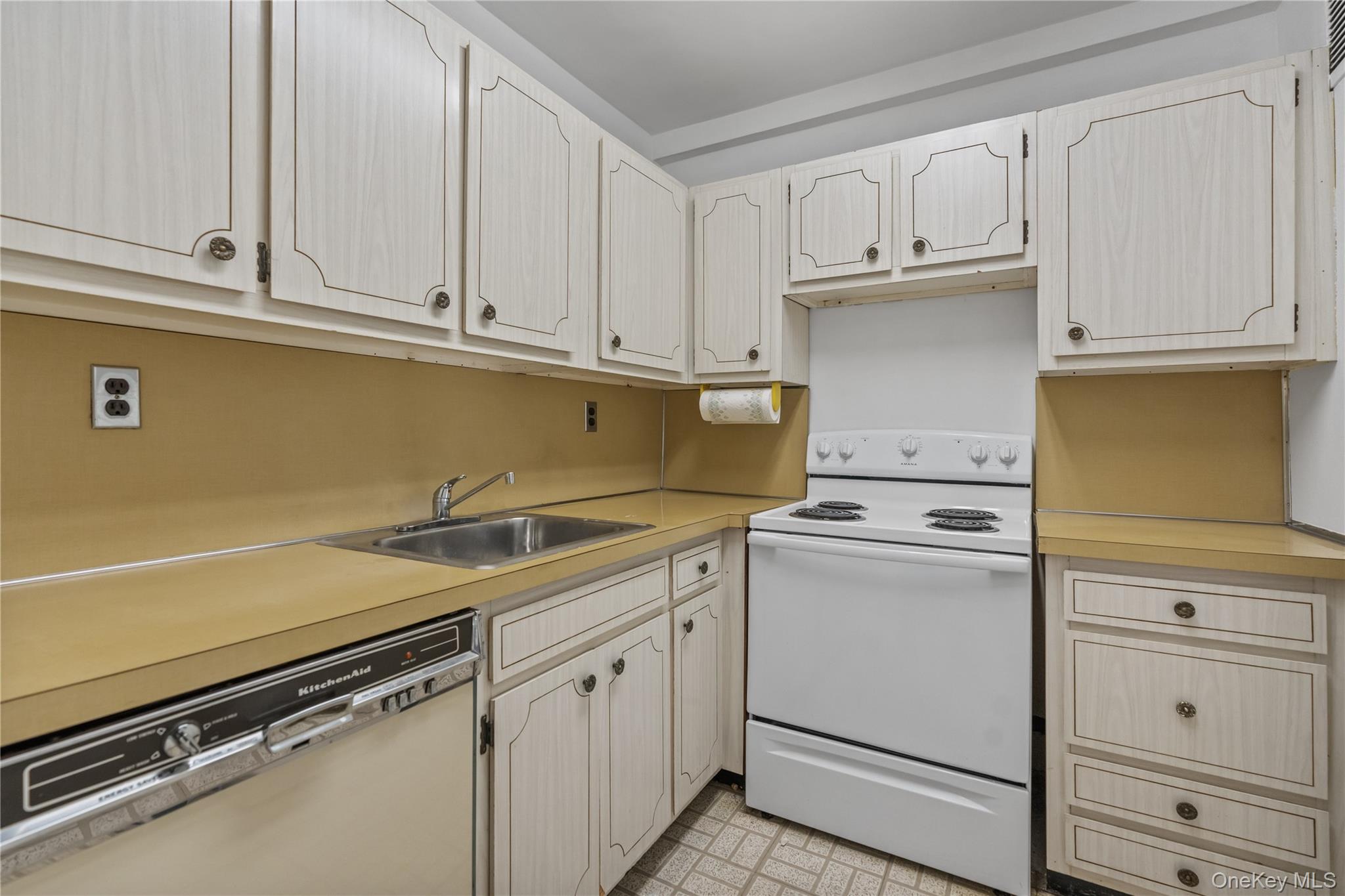 Photo 9 of this property