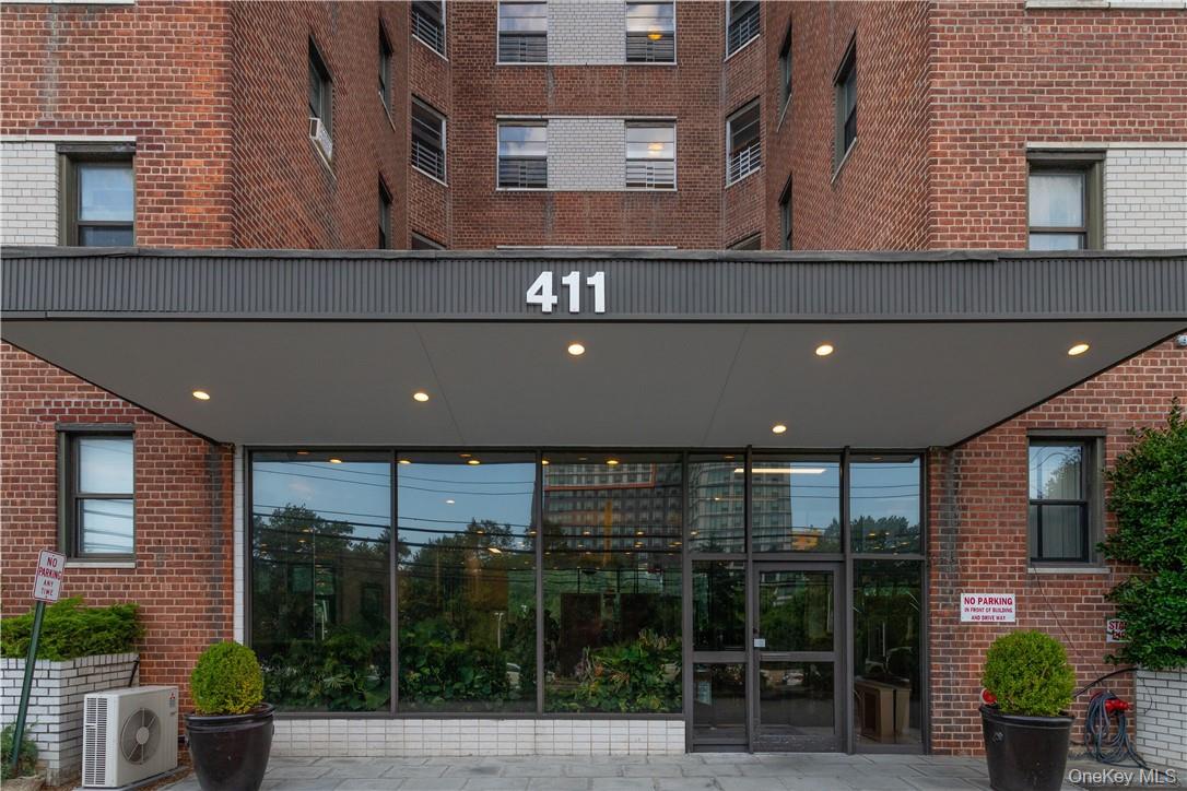Strategically located across the street from the Metro North Train, wi...
