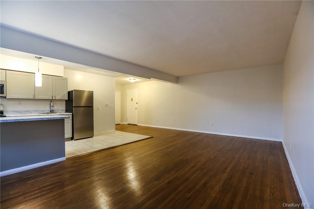 Photo 4 of this property