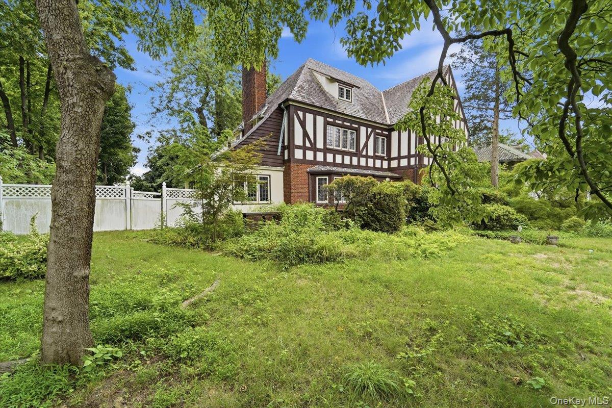 Photo 5 of this property