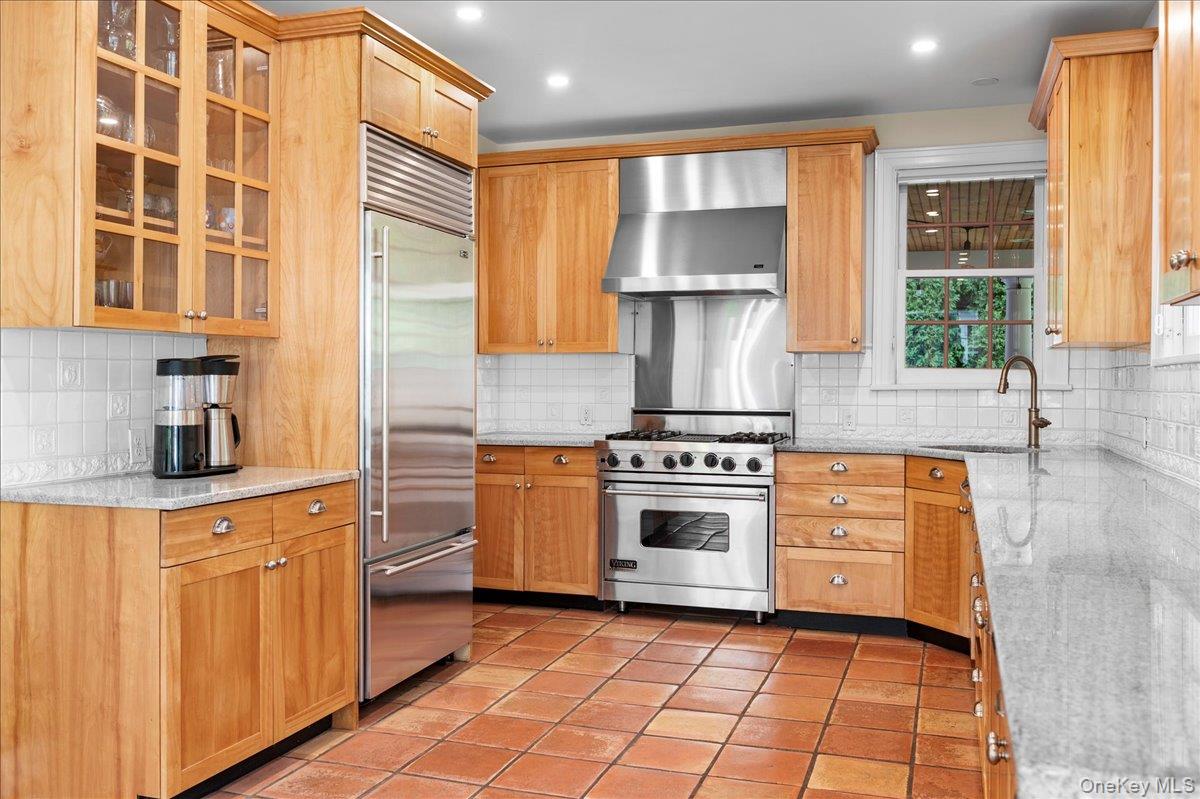 Photo 8 of this property