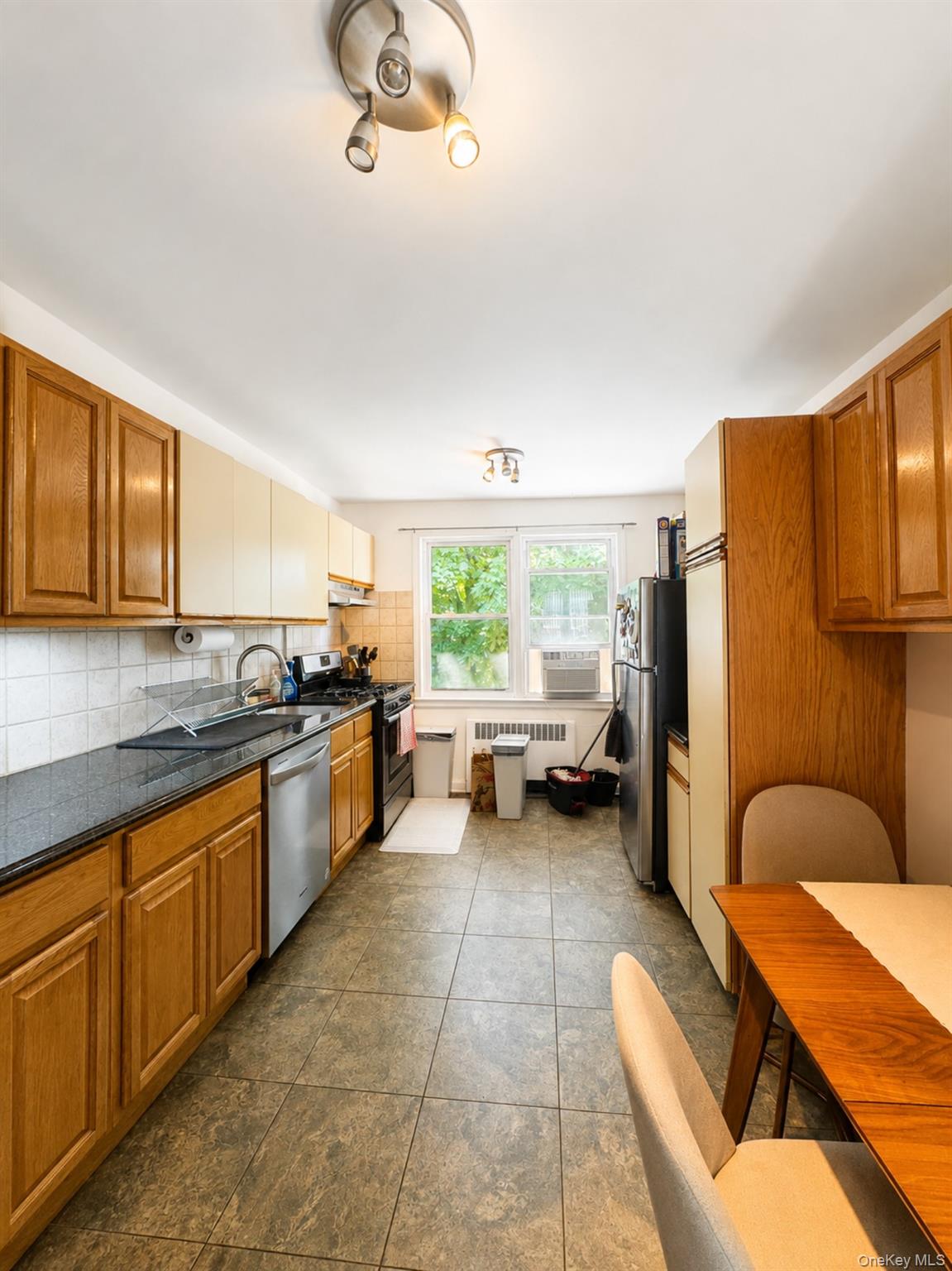 Photo 6 of this property