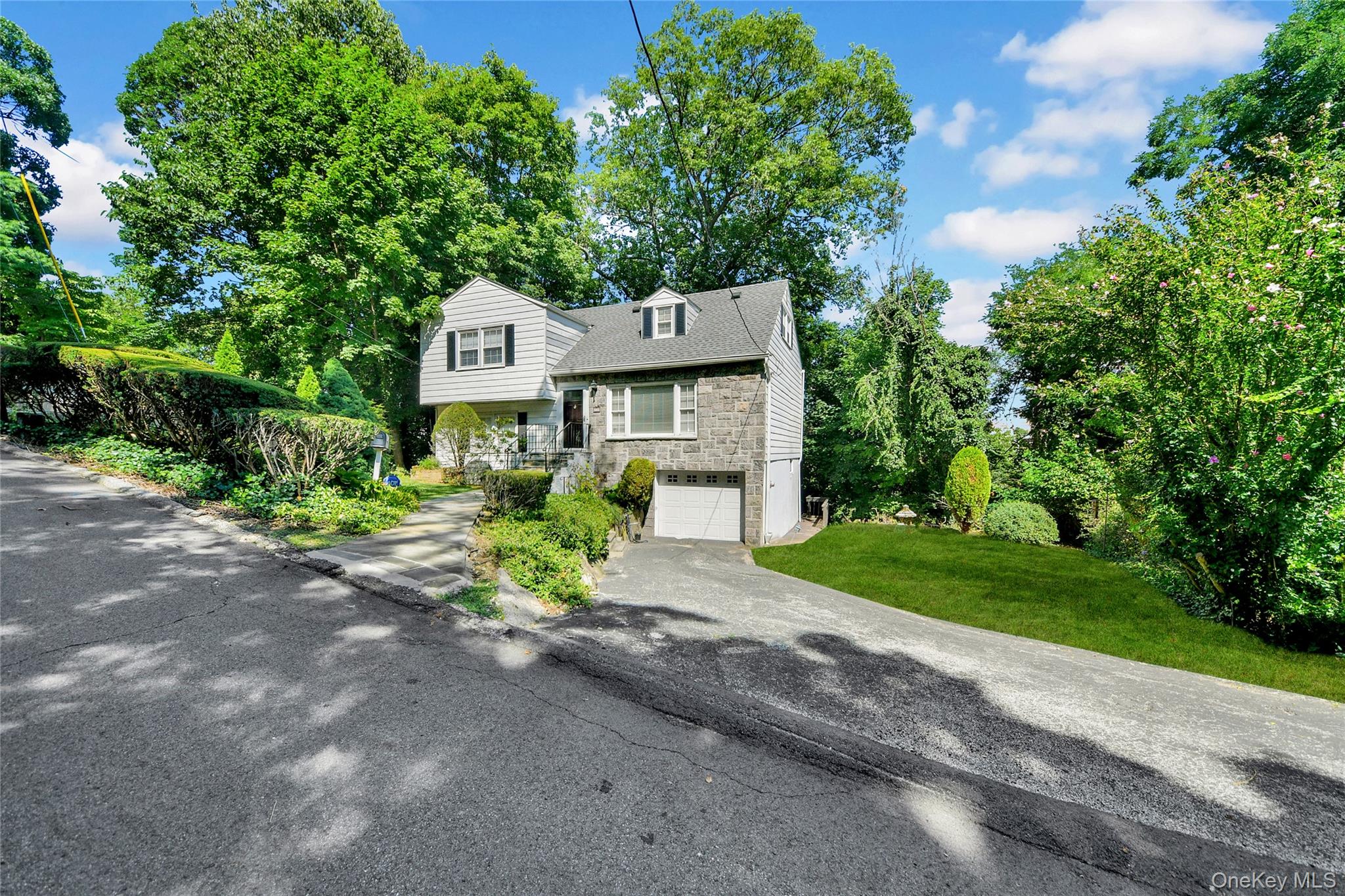 Photo 4 of this property