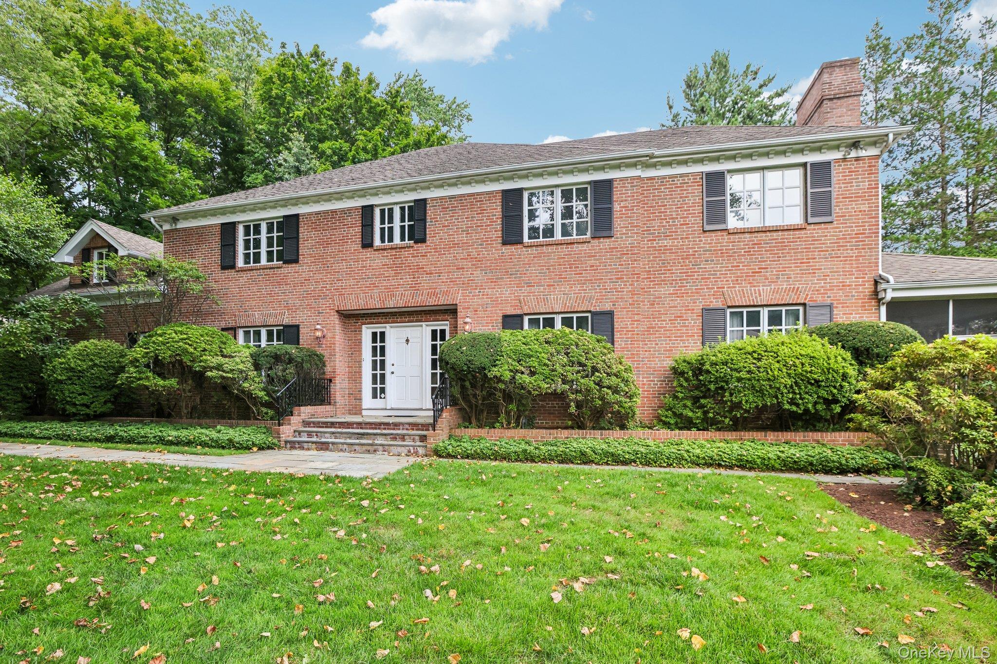 Photo 4 of this property