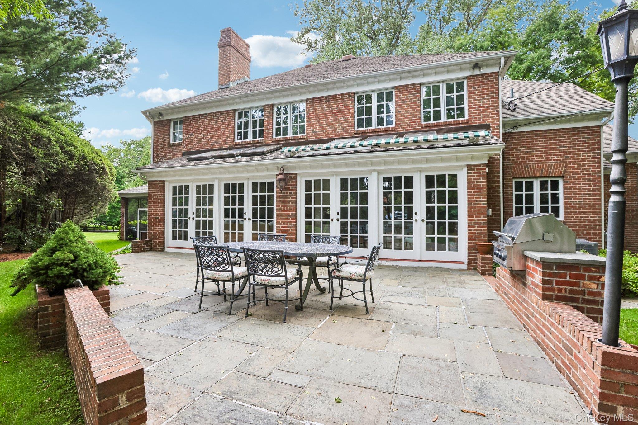 Photo 11 of this property