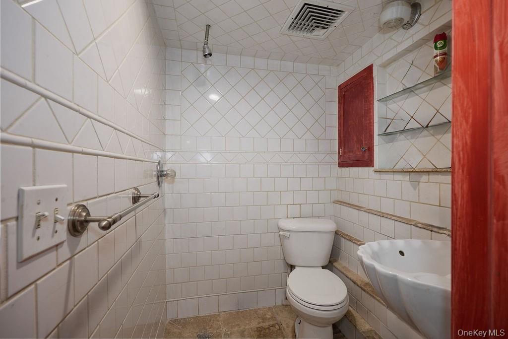 Photo 32 of this property