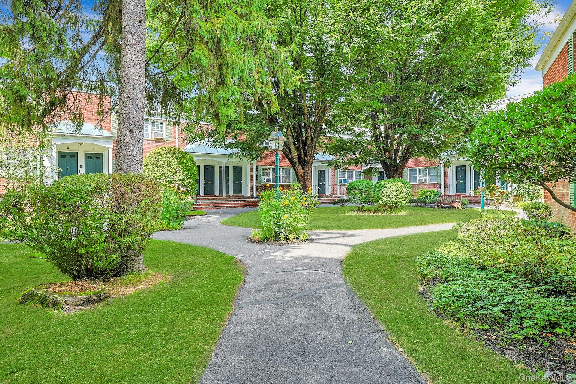 Photo 4 of this property