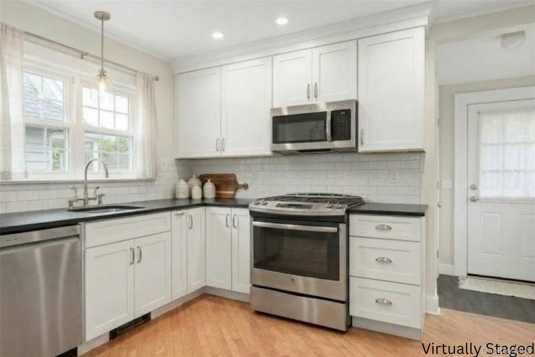 Photo 5 of this property
