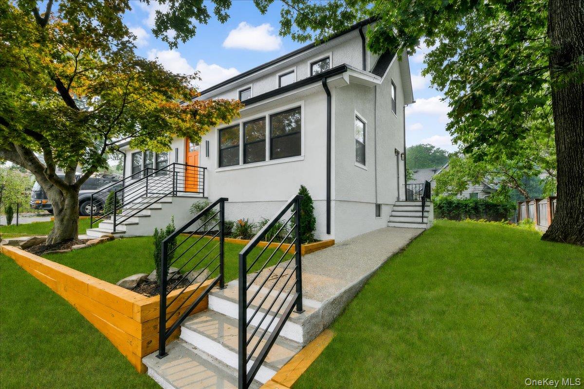 Photo 4 of this property