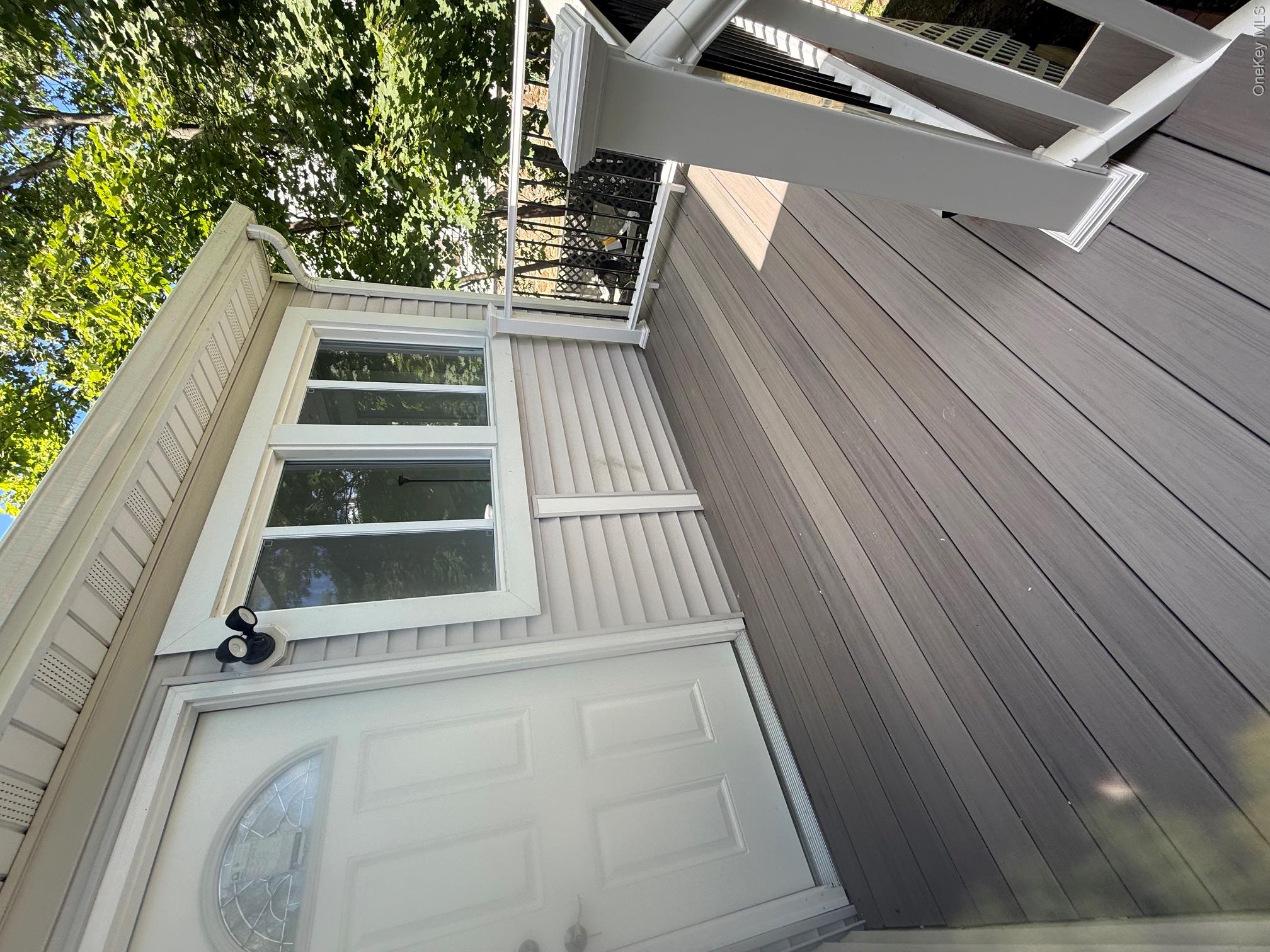 Commuters Dream! Short distance to Harrison Train Station - Metro Nort...