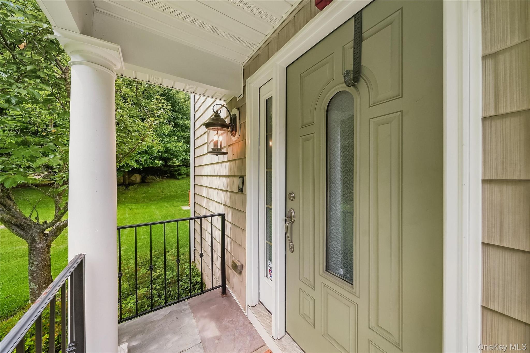 Photo 4 of this property