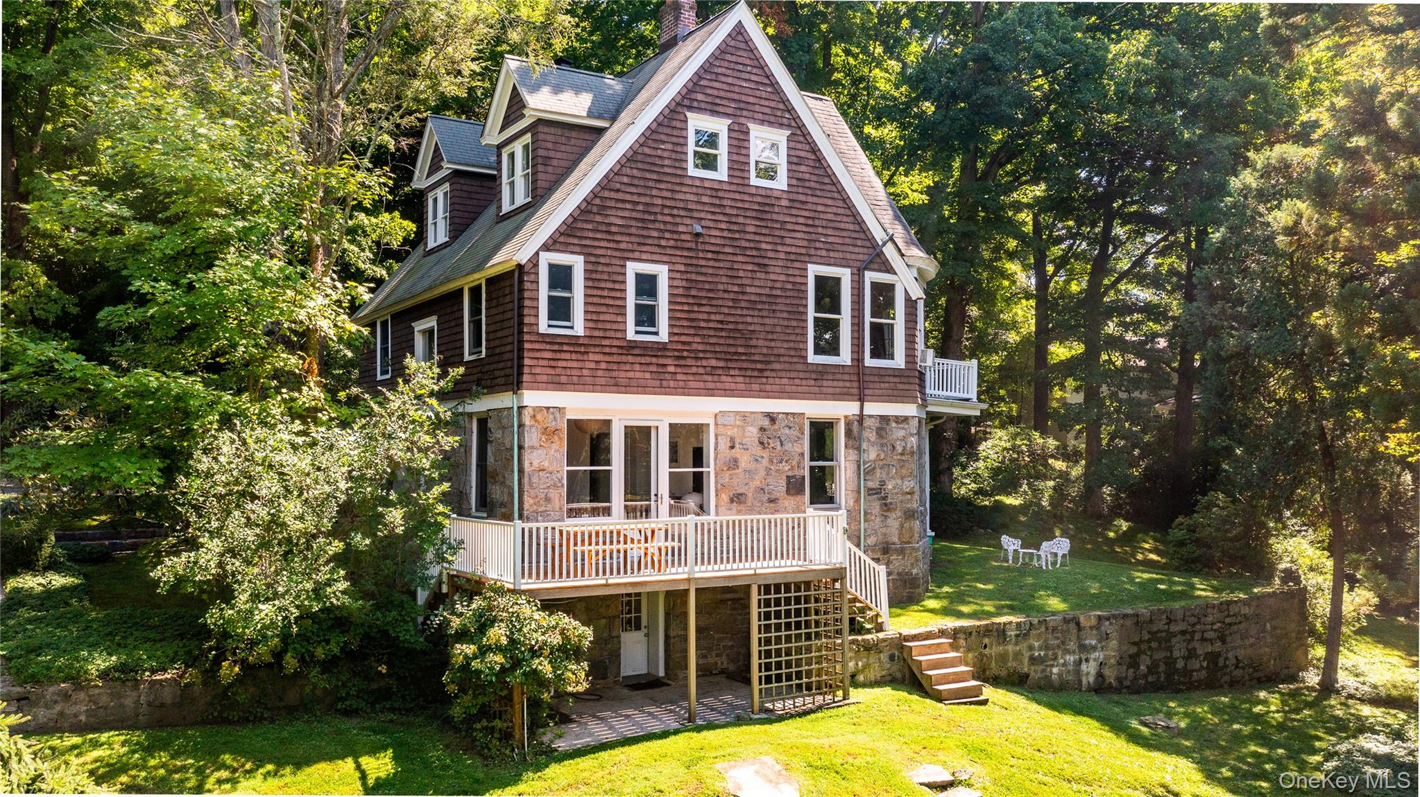 Photo 3 of this property