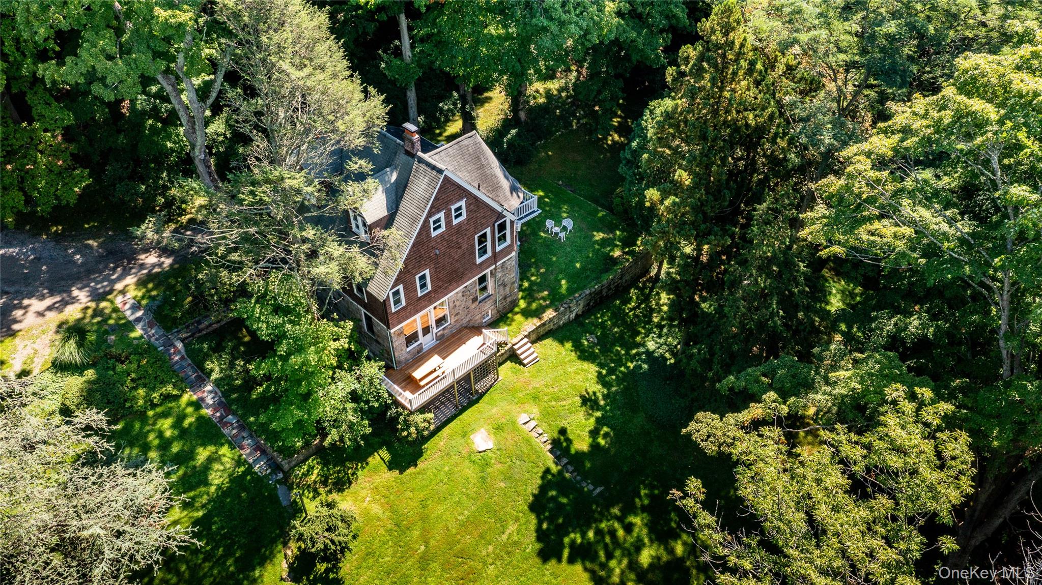 Photo 7 of this property