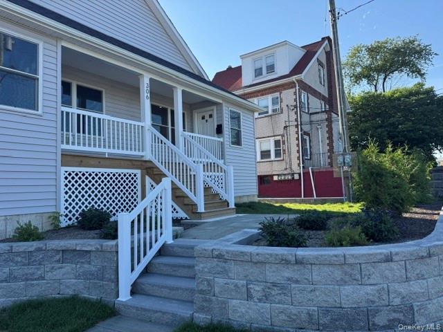 Photo 3 of this property