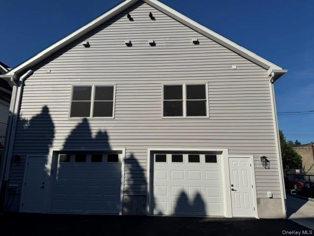 Photo 4 of this property