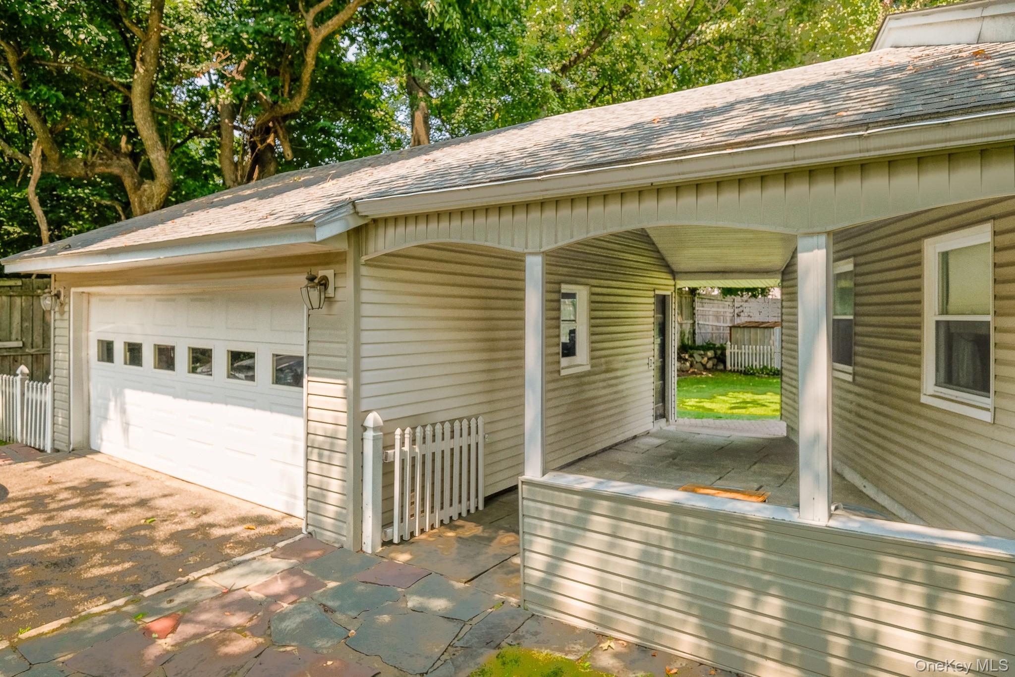 Photo 4 of this property