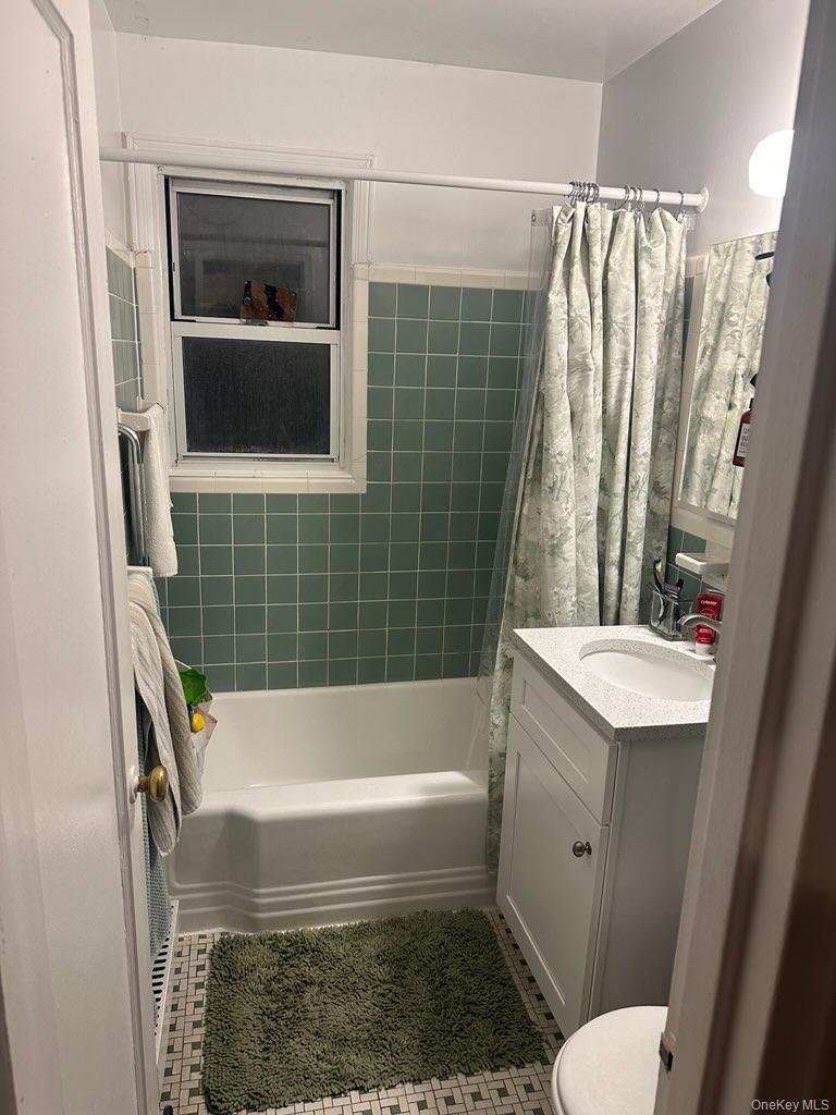 Photo 4 of this property
