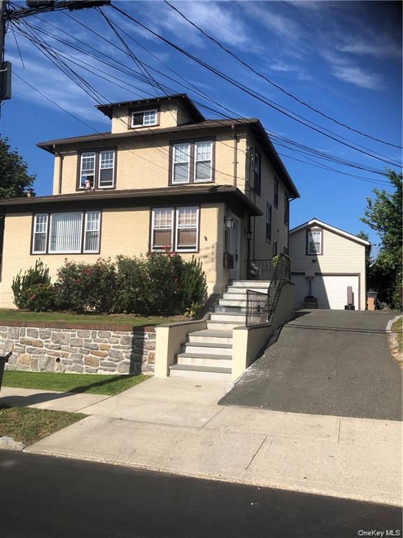 Seven minute walk to Crestwood Metro North Station. Move in ready two...