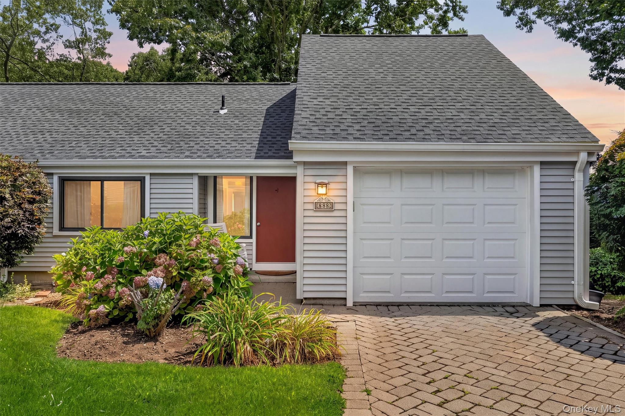 Experience the ultimate Hudson Valley country club lifestyle! Welcome...
